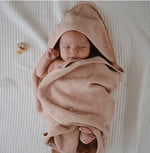 Mushie Hooded Towel || Blush